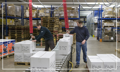 上海若豪真空科技真空吸吊機(jī),真空吸盤吊具,真空吸盤機(jī)械手,堆垛機(jī)械手,吸盤機(jī)械手,氣管吸吊機(jī),電動(dòng)玻璃吸盤